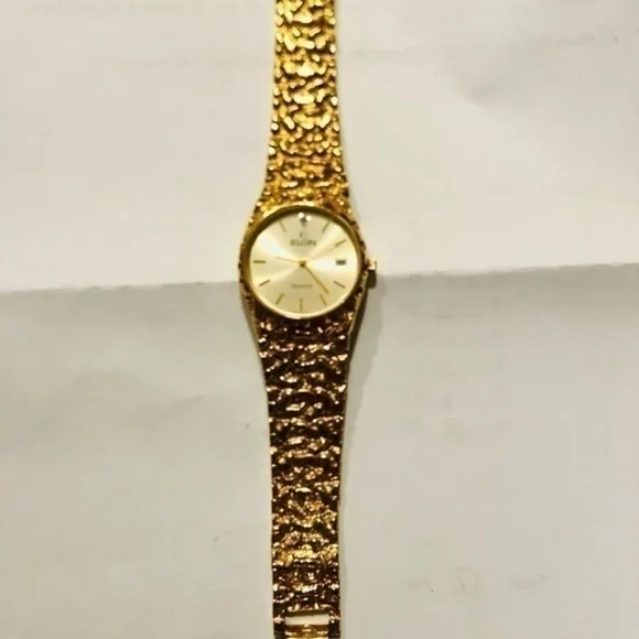 Elgin Gold Tone Nugget Watch - Not Tested - Quartz Movement With Case - Picture 4 of 6